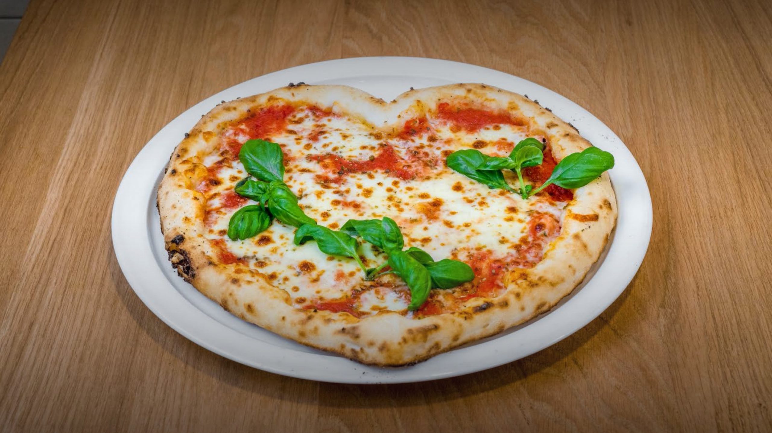 pizza en forme de coeur