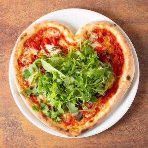 Pizza botanica en forme de cœur